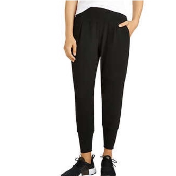 Danskin Pants - NWT Danskin Tapered Jogging Pants